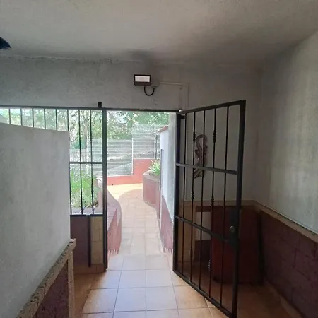 アパート Ola Serena アデヘ